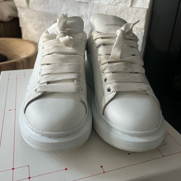 Alexander McQueen sneakers size 37 - Picture 8 of 10